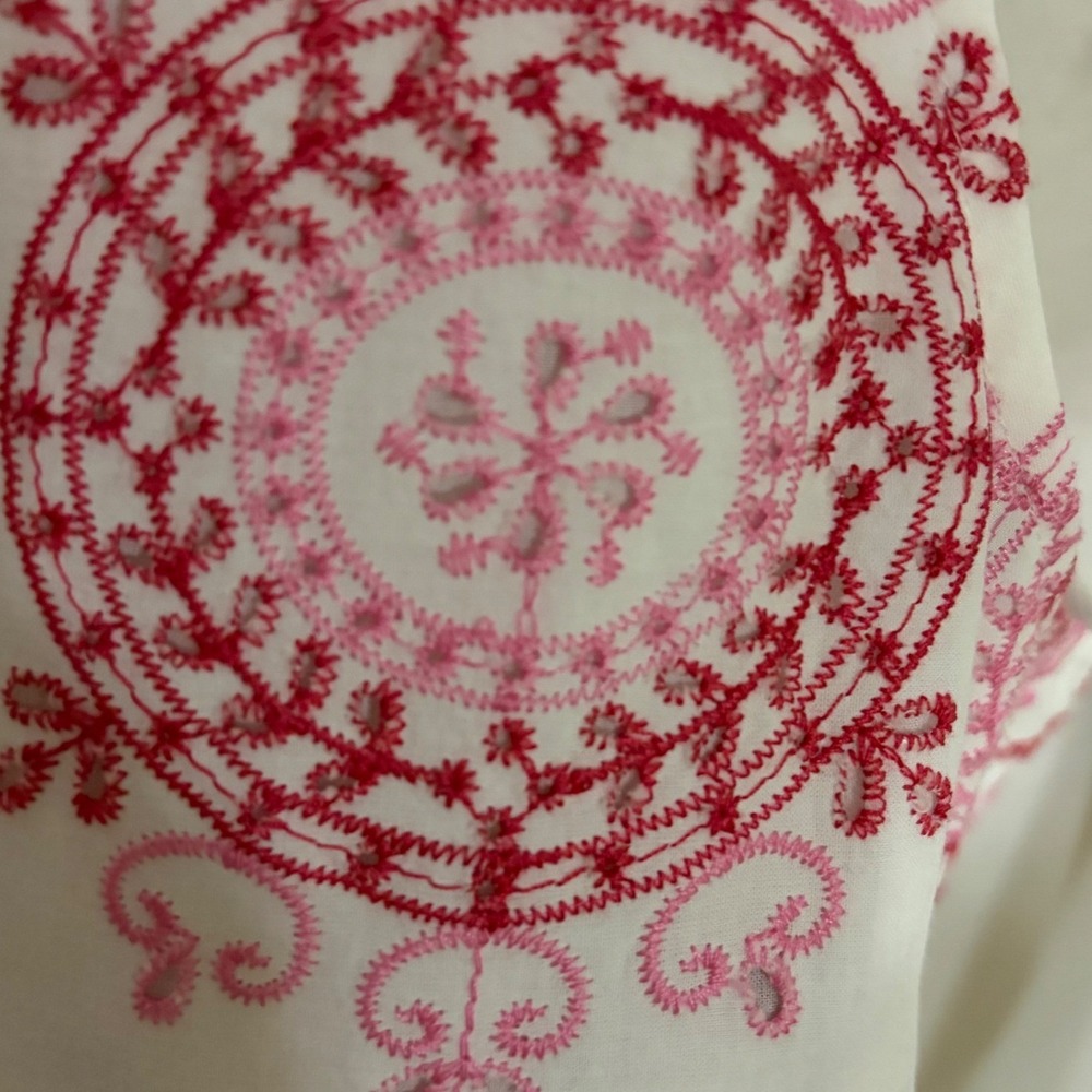 Talbots Plus Womens 2X Pink Red Medallion Embroidered Cotton Sleeveless Top Tank - Picture 3 of 7